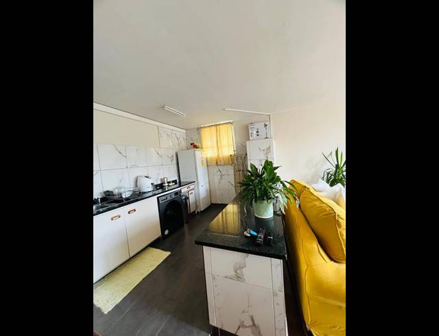 2 BEDROOM PROPERTY TO RENT IN NEW GERMANY CENTRAL